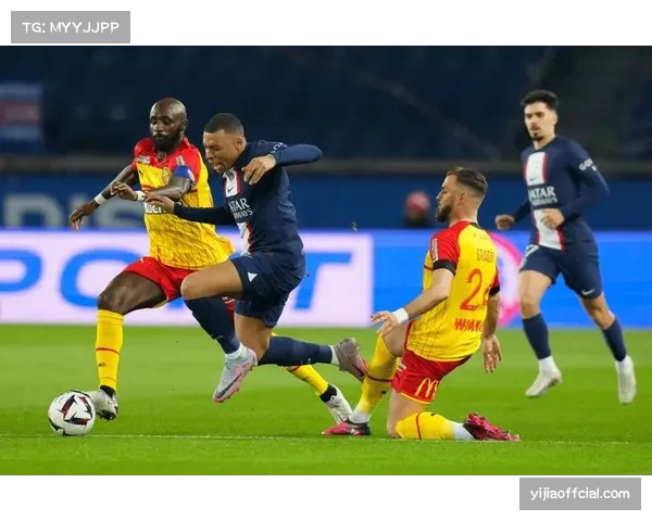 法甲联赛考虑调整VAR介入范围，以保障比赛战术流畅性